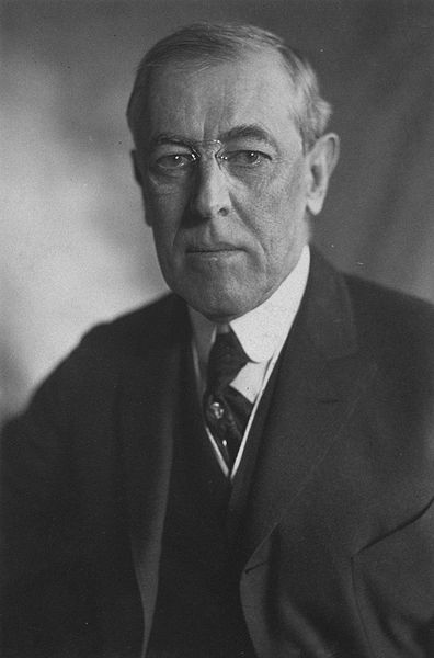 396px-Thomas_Woodrow_Wilson,_Harris_&_Ewing_bw_photo_portrait,_1919