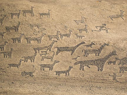 llama-geoglyphs