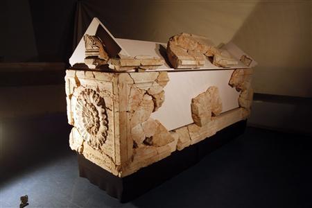 A sarcophagus, one of three found where Herod's fortress palace once stood, is seen at Hebrew University in Jerusalem November 19, 2008. An Israeli archaeologist said on Wednesday he had unearthed the 2,000-year-old remains of two sacrophagi in which a wife and daughter-in-law of the biblical King Herod had been interred. The findings announced by Ehud Netzer of Jerusalem's Hebrew University could cast new light on the lavish lifestyle of the Roman-era monarch also known as the "King of the Jews." REUTERS/Baz Ratner